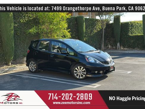 Used 2013 Honda Fit Sport image 2