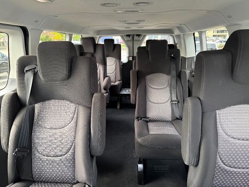 Used 2022 Ford Transit 350 XLT image 22