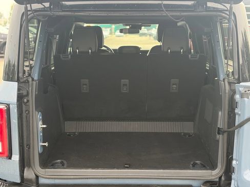 Used 2025 Ford Bronco Badlands AWD/4WD image 9