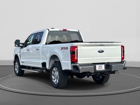 New 2025 Ford F250 Lariat w/ Chrome Package image 2