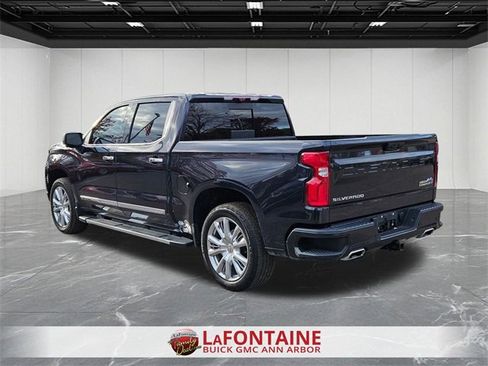 Certified 2022 Chevrolet Silverado 1500 High Country w/ High Country Premium Package image 6