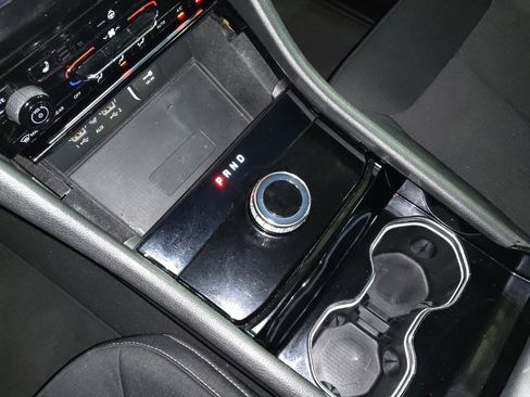 Used 2022 Jeep Grand Cherokee Laredo w/ Luxury Tech Group I image 26