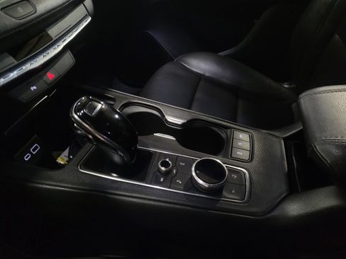 Used 2020 Cadillac XT4 Premium Luxury image 26