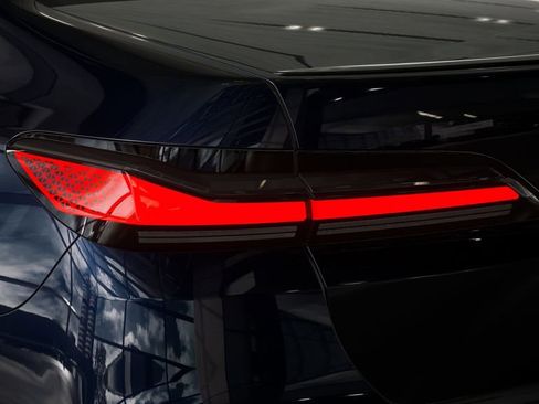 New 2026 BMW 740i image 8