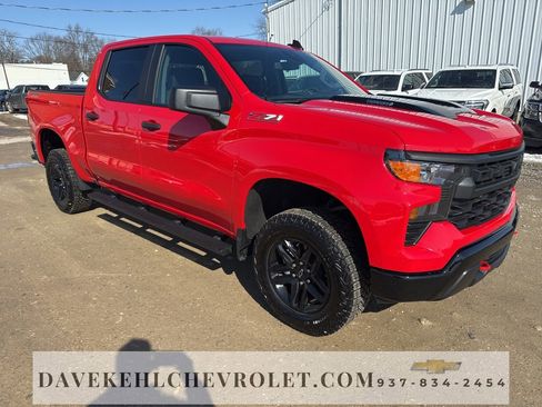 Used 2025 Chevrolet Silverado 1500 Custom Trail Boss image 1