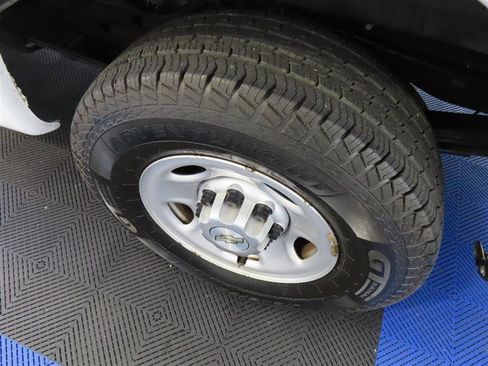 Used 2021 Chevrolet Express 2500 w/ Driver Convenience Package RWD image 7