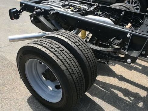 New 2026 Ford F450 4x4 Regular Cab Super Duty image 6