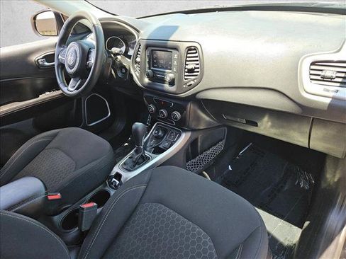Used 2018 Jeep Compass Sport AWD/4WD image 25
