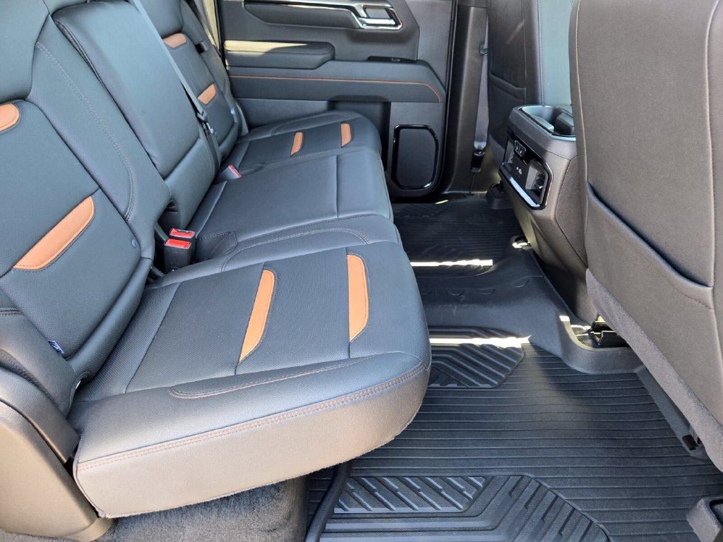 Used 2026 GMC Sierra 1500 AT4 w/ AT4 Premium Package AWD/4WD image 20
