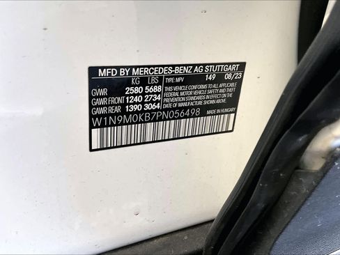 Certified 2023 Mercedes-Benz EQB 300 4MATIC image 38