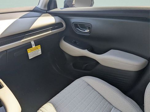 New 2026 Honda HR-V LX image 14