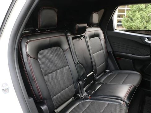 Used 2024 Ford Escape ST-Line w/ Tech Pack #1 FWD image 13