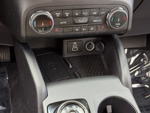 Certified 2023 Ford Bronco Sport Outer Banks w/ Tech Package AWD/4WD image 16