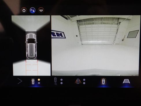 New 2026 Chevrolet Equinox LT w/ Convenience Package II image 34