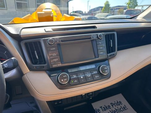 Used 2013 Toyota RAV4 XLE FWD image 22