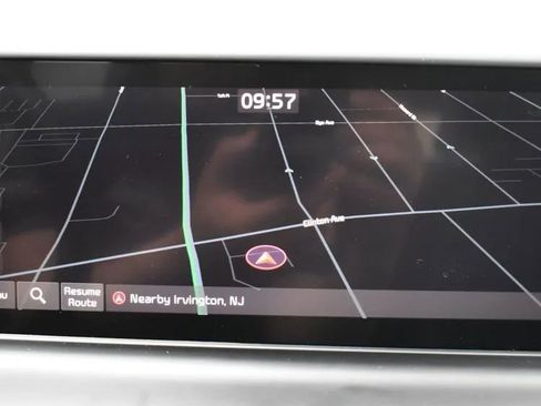 Used 2025 Kia Seltos S FWD image 30