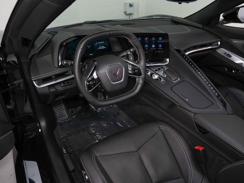 Used 2023 Chevrolet Corvette Stingray Preferred Cpe w/ Z51 Performance Package RWD image 11