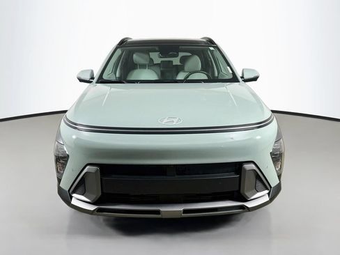 Used 2026 Hyundai Kona Limited FWD image 2