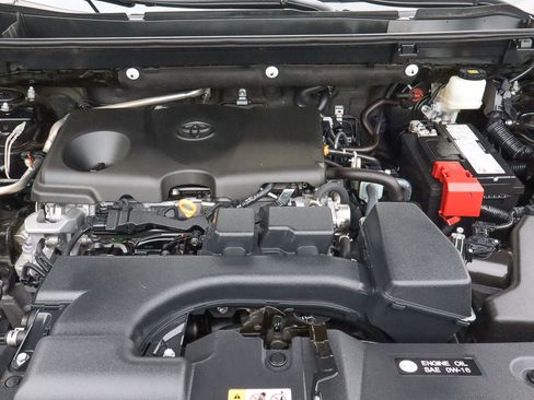 Used 2024 Toyota RAV4 Adventure image 18