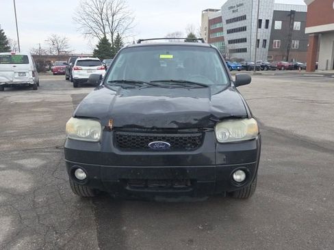 Used 2007 Ford Escape Limited image 9