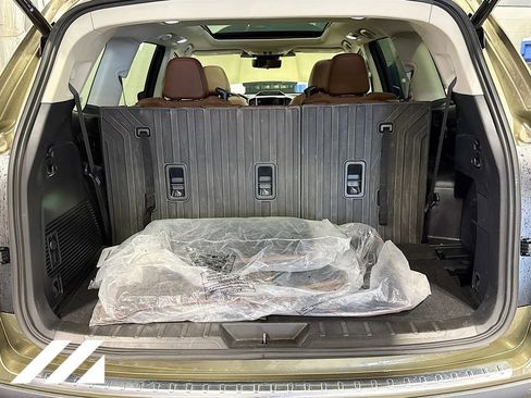 Used 2025 Subaru Ascent Touring AWD/4WD image 30