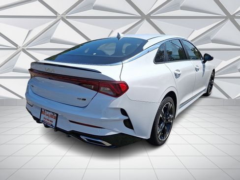 Used 2022 Kia K5 GT-Line image 10