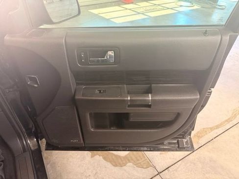 Used 2015 Ford Flex SEL w/ Equipment Group 202A FWD image 19
