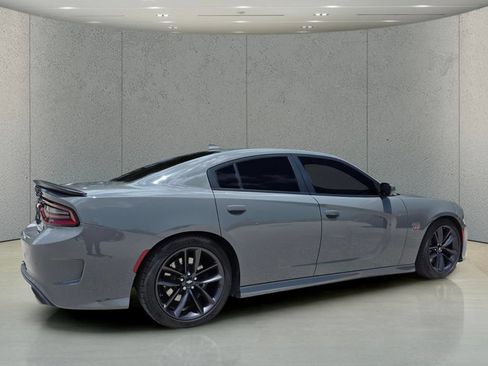 Used 2019 Dodge Charger Scat Pack w/ Plus Group RWD image 3