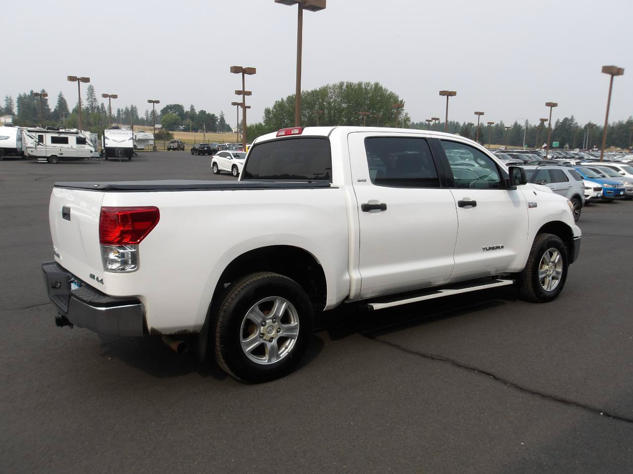 Used 2010 Toyota Tundra SR5 AWD/4WD image 5