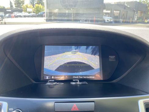 Used 2016 Acura TLX FWD image 26