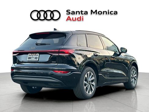 New 2025 Audi Q6 e-tron Premium AWD/4WD image 2