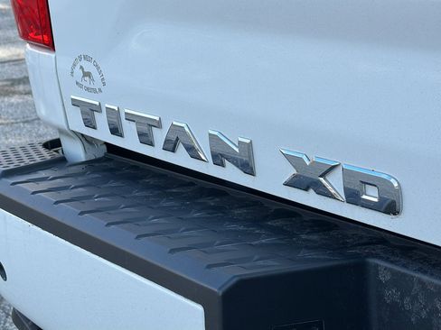 Certified 2024 Nissan Titan SV w/ SV Convenience Package image 9