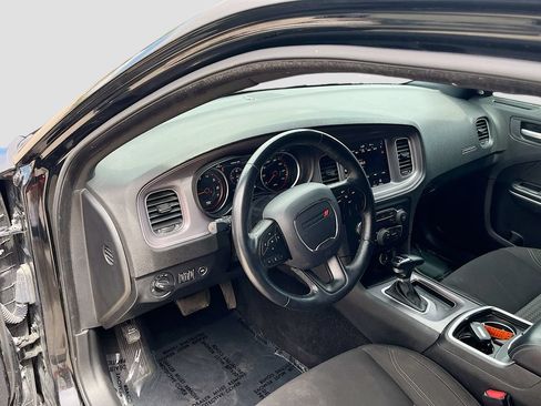 Used 2023 Dodge Charger SXT w/ Cold Weather Package RWD image 9