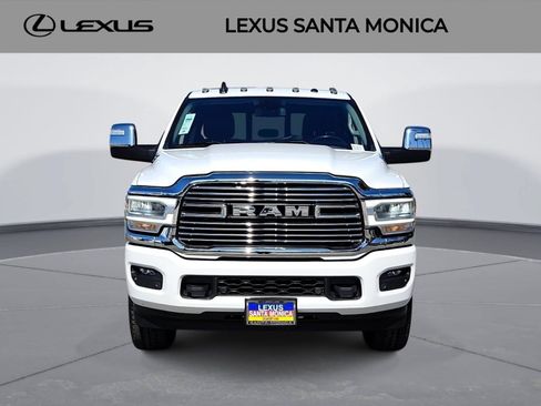Used 2023 RAM 2500 Laramie AWD/4WD image 2