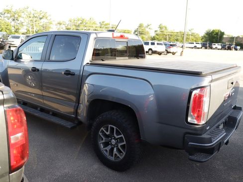 Used 2022 GMC Canyon AT4 w/ Driver Alert Package AWD/4WD image 2