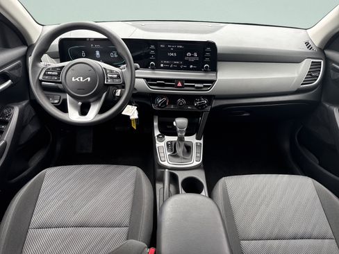 Used 2026 Kia Seltos LX AWD/4WD image 26