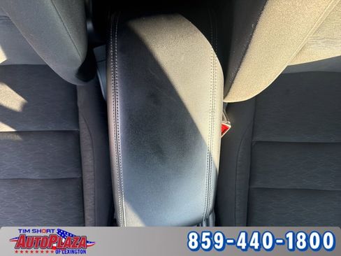 Used 2024 Dodge Durango SXT w/ 3rd Row Seating Group AWD/4WD image 33