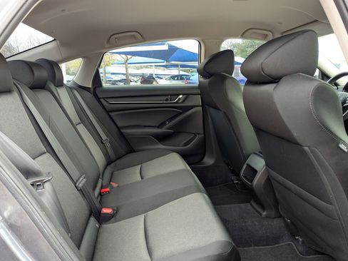 Used 2022 Honda Accord LX image 21