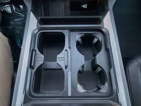 Certified 2023 Ford F350 Lariat w/ Chrome Package image 33