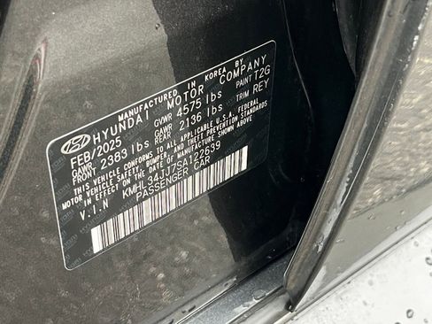 Used 2025 Hyundai Sonata SEL FWD image 29