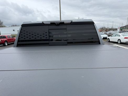 Used 2020 GMC Sierra 1500 AT4 w/ AT4 Premium Package image 11