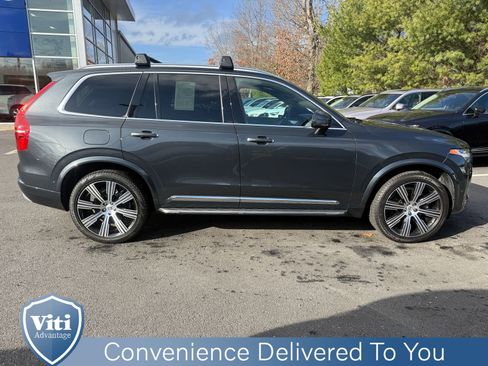 Certified 2022 Volvo XC90 T6 Inscription w/ Lounge Package image 9