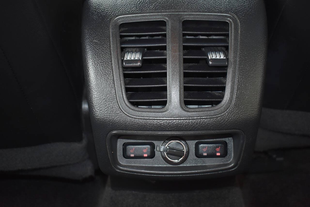 Used 2013 Ford Taurus SHO AWD/4WD image 24