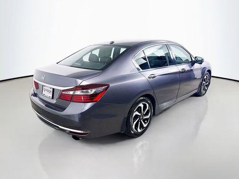 Used 2017 Honda Accord EX-L image 7