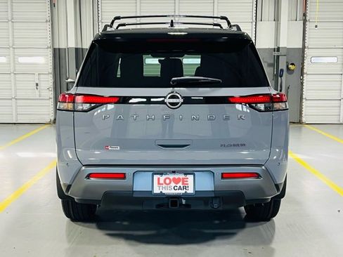 New 2026 Nissan Pathfinder Platinum image 19