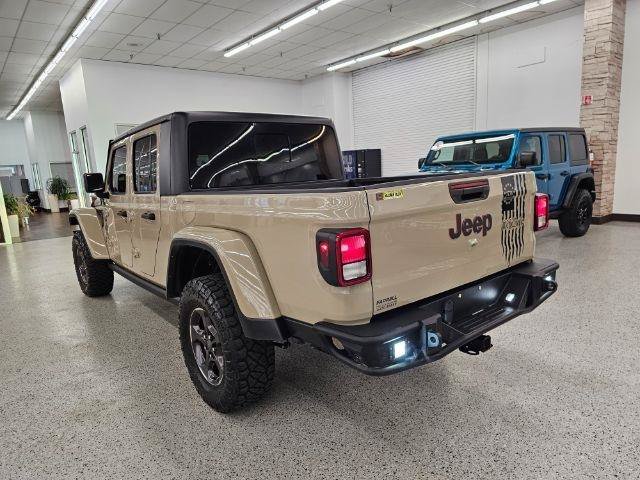 Used 2022 Jeep Gladiator Rubicon w/ Cold Weather Group AWD/4WD image 6