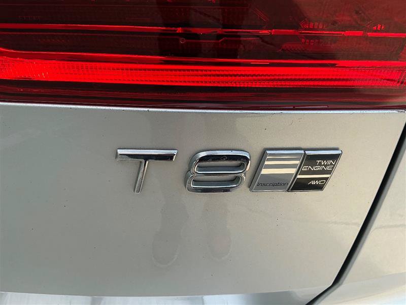 Used 2018 Volvo XC60 T8 Inscription w/ Advanced Package AWD/4WD image 22