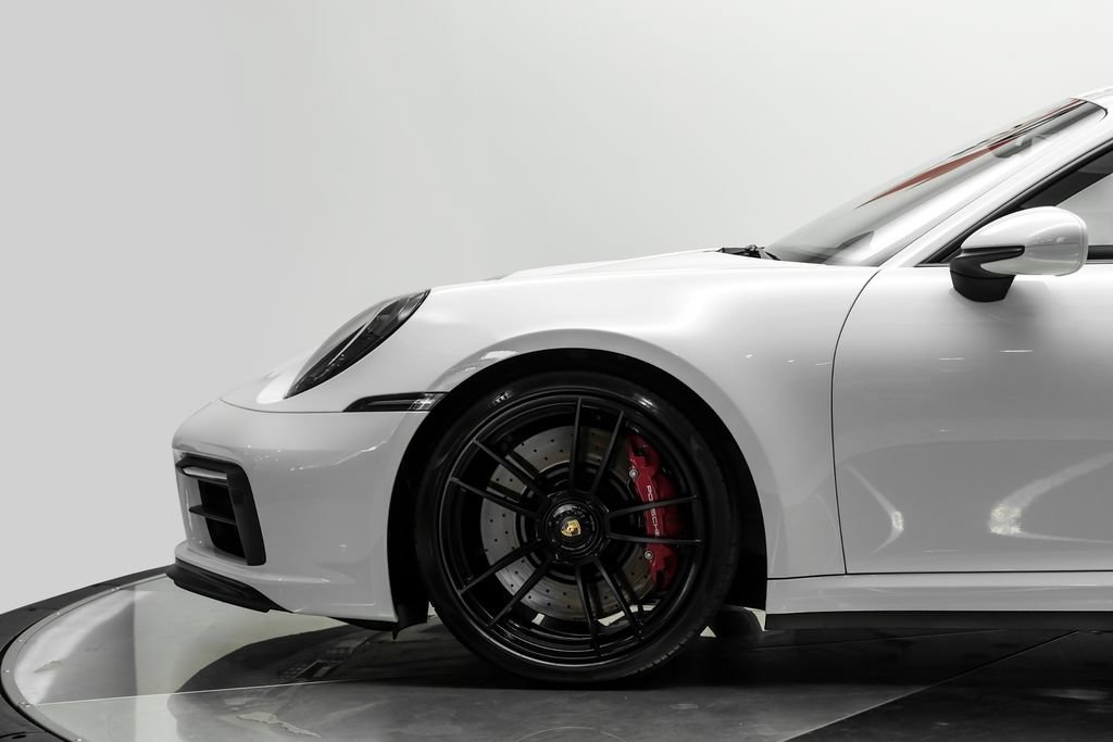 Used 2024 Porsche 911 Carrera GTS RWD image 17
