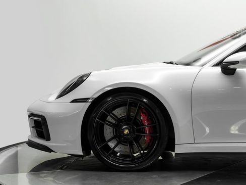 Used 2024 Porsche 911 Carrera GTS RWD image 17