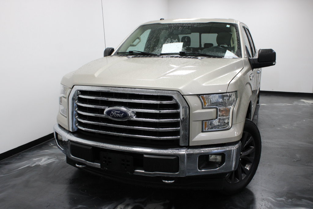 Used 2017 Ford F150 XLT w/ Equipment Group 302A Luxury AWD/4WD image 3
